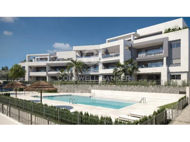 Piso En venta en Estepona photo 0