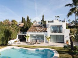 Villa En venta en Marbella photo 0
