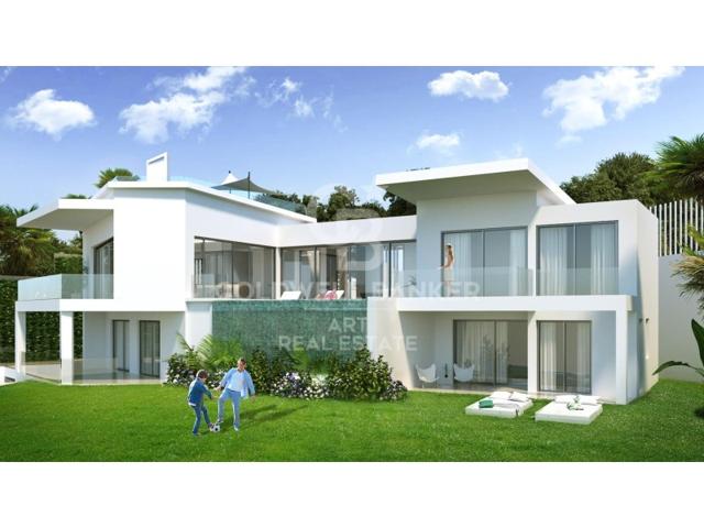 Terreno Urbanizable En venta en Marbella photo 0