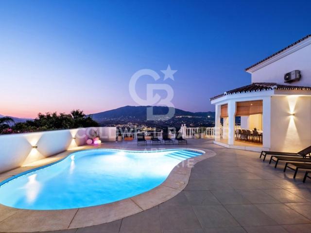 Villa En venta en Mijas photo 0