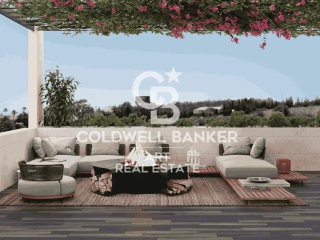  Ático En venta en Estepona photo 0