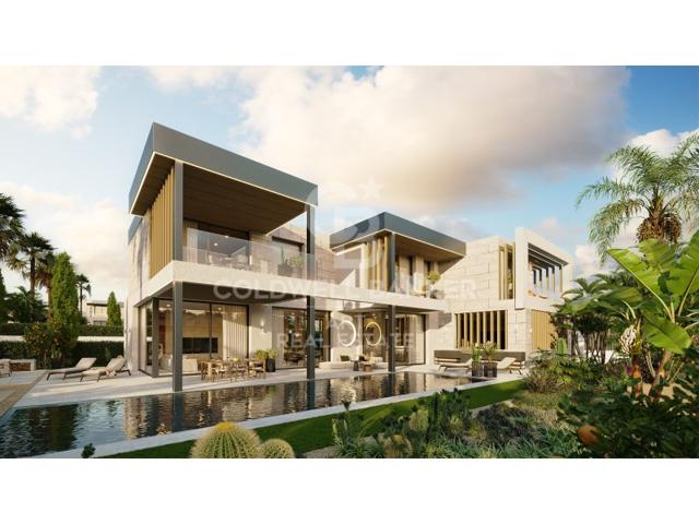 Villa En venta en Estepona photo 0
