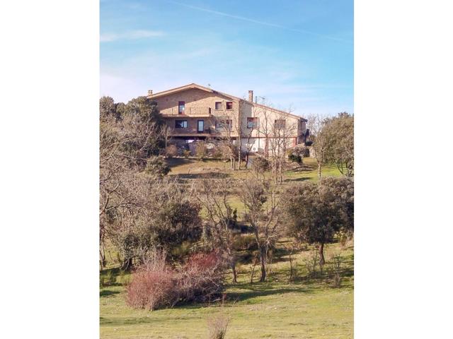 Chalet independiente con 10.000 m2 de jardines con especies autoctonas photo 0