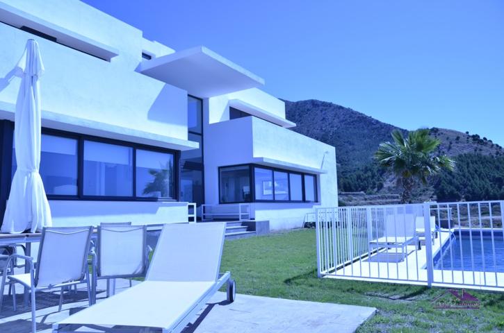 Villa En venta en Mijas photo 0