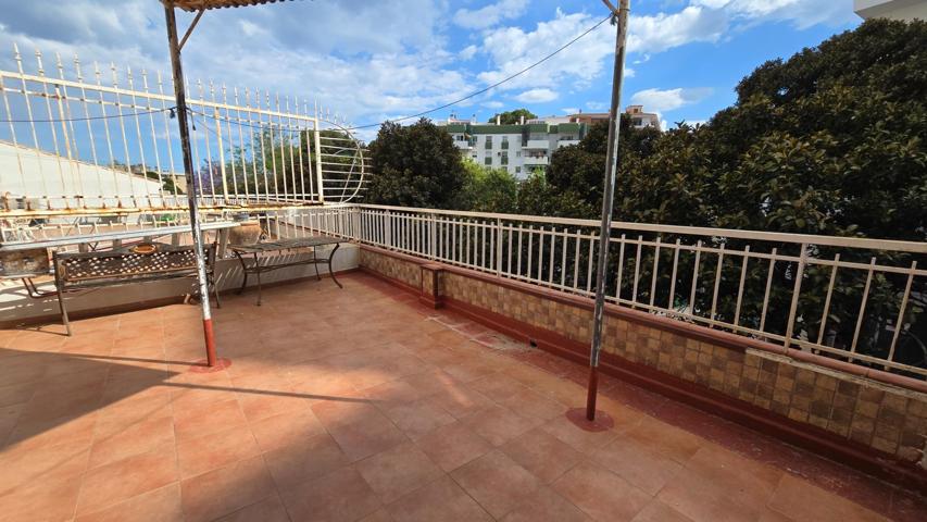 Piso con terraza en el centro de Torremolinos photo 0