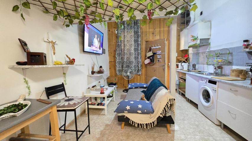 Local acondicionado a vivienda en el centro de Torremolinos photo 0