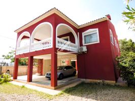 VILLA DE ESTILO MEDITERRANEO A UN PASO DE LA PLAYA photo 0