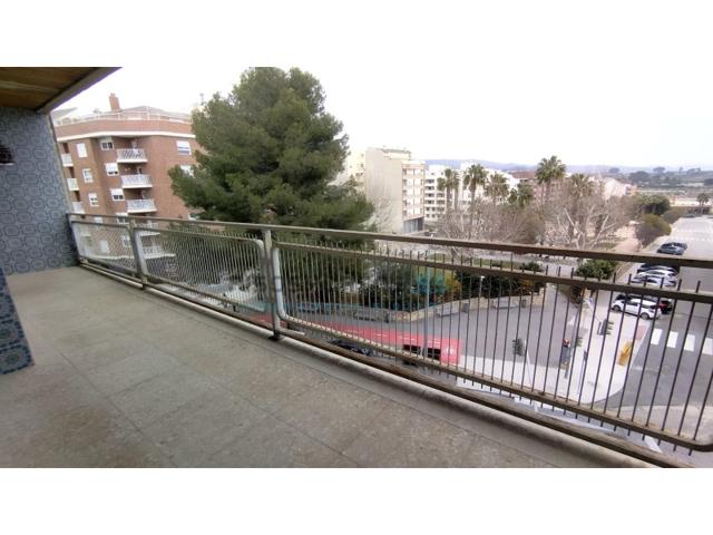 Piso En venta en L'Olleria photo 0