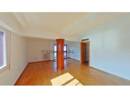 Piso En venta en Zaragoza photo 0