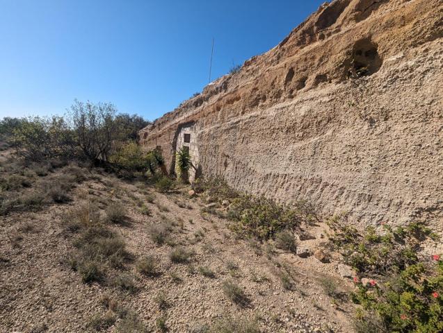 TERRENO GRANDE CON CUEVAS ARICO photo 0