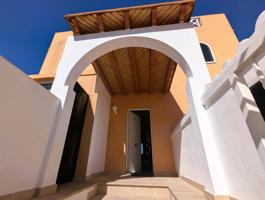 Villa en Costa Adeje photo 0