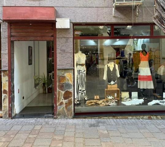 SE ALQUILA LOCAL COMERCIAL EN CALLE VIERA Y CLAVIJO - CENTRO DE SANTA CRUZ photo 0