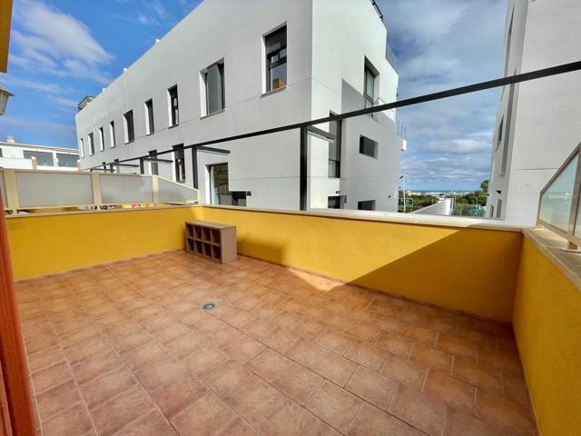 Unifamiliar Pareada En venta en Los Secanos, Guardamar Del Segura photo 0