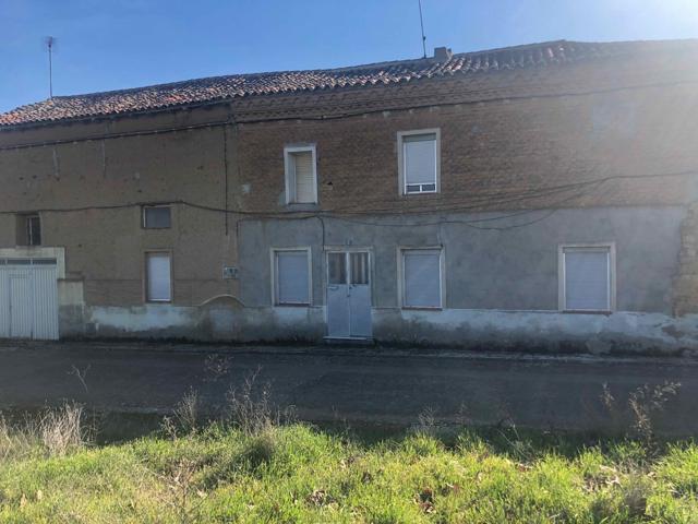 Villa En venta en Villacid de Campos photo 0