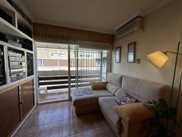 ¡Descubre tu nuevo hogar en el encantador barrio de Sants Montjuïc! photo 0
