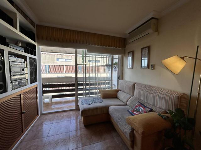 ¡Descubre tu nuevo hogar en el encantador barrio de Sants Montjuïc! photo 0
