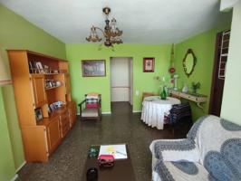Piso en Venta en Pintor Pedro Camacho photo 0