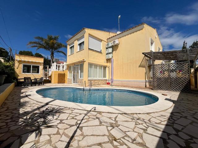 Villa Paula - Exclusiva Villa de 4 habitaciones photo 0