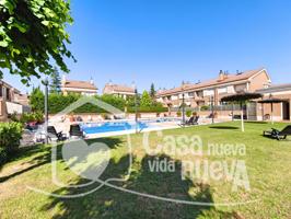 Vivienda unifamiliar en Las Villas del Puente de la Hispanidad photo 0