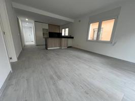 Piso totalmente reformado en la zonda del Pedró photo 0
