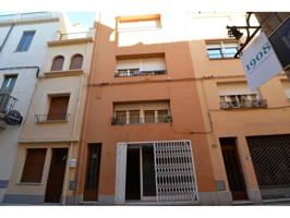 Casa en venta a Reformar en el centro de Palamós photo 0
