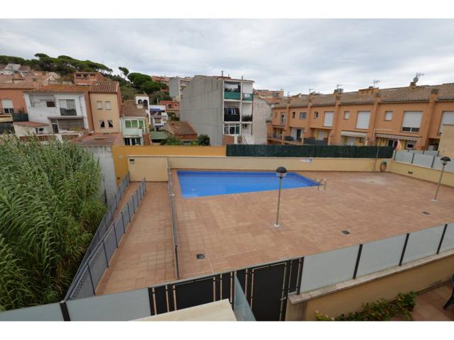 Dúplex céntrico, muy bonito y soleado en el centro de Palamós photo 0