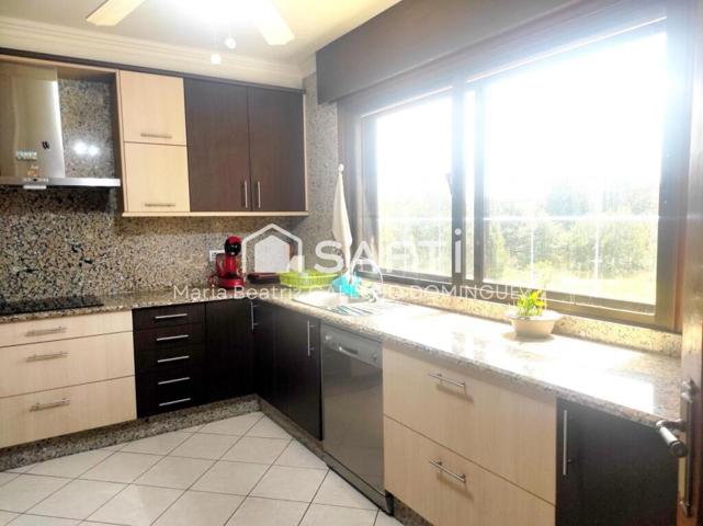 SE VENDE CON FINCA Y PISCINA EN RIBADELOURO - TUY photo 0