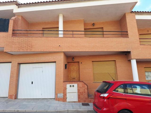 Casa en venta en Pinoso Amplia, luminosa y SIN COMISION photo 0