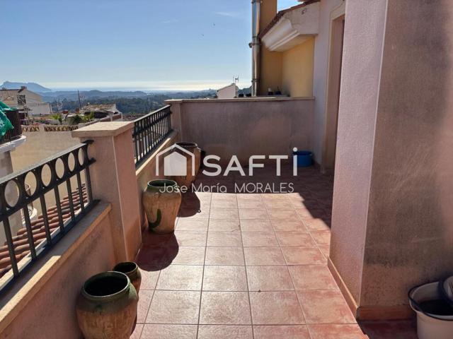 Casa pareada en muy estado, para entrar a vivir. photo 0