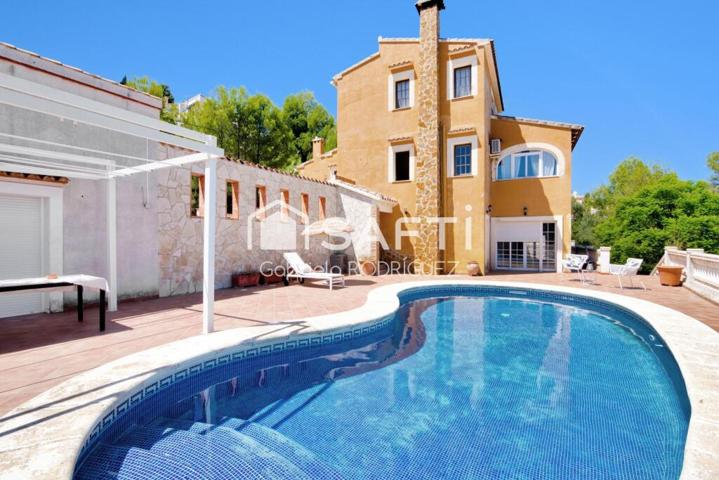 Villa compuesta por DOS CASAS independientes!!! ¿Te falta espacio?, ¿Buscas una propiedad con entorno natural? Hoy te ofrezco encantadora villa en ubicada en el bonitopueblo de Orba. photo 0