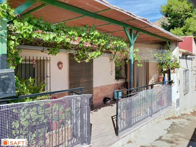 Dos casas por el precio de una, cerca de Fortuna. photo 0