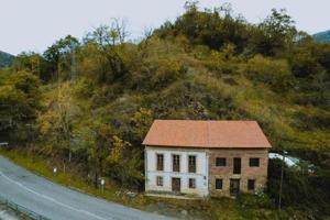Tu refugio en la Senda del Oso: naturaleza, montaña y un sinfín de posibilidades photo 0