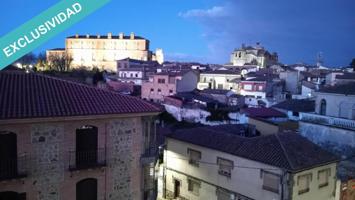 Piso de 85 m² con vistas al castillo de Oropesa, y a la Iglesia de los Jesuitas. photo 0