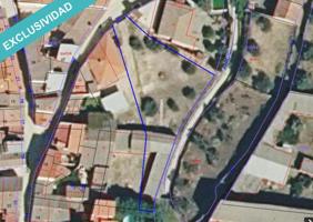 Excepcional Solar Urbano en Lagartera: 890 m² con Todos los Servicios photo 0