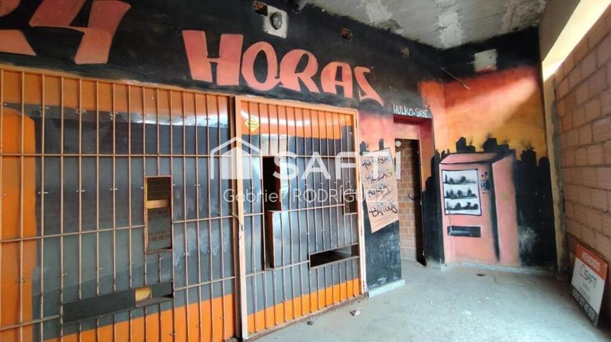 OPORTUNIDAD - LOCAL COMERCIAL EN URBANIZACIÓN GUADIANA, BADAJOZ photo 0