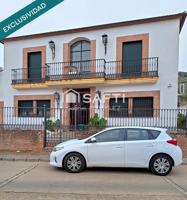 ¡Oportunidad única en Puebla de Alcocer, Badajoz! photo 0