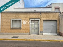 En Montijo, la Casa de Tus Sueños Espera ser Reformada. photo 0