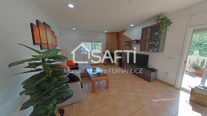 SAFTI España New Inmogroup S.L. les presenta oportunidad exclusiva, Chalet a la venta en Ágora Parc, Tordera photo 0