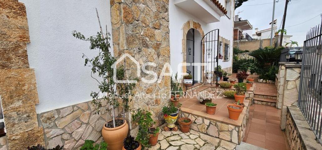 SAFTI España les presenta este magnífico chalet a la venta ahora. photo 0