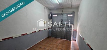 Local-almacén-garaje de 63 m². Espacio versátil en zona comercial en auge photo 0