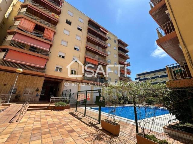 Se vende piso con piscina para reformar en Lloret photo 0