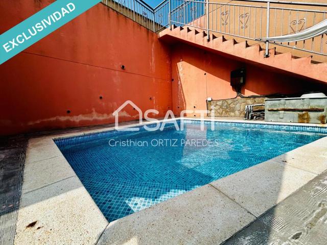 Se vende casa con piscina en urb. Lloret Blau photo 0