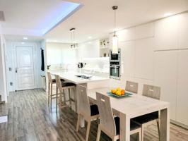 Tu hogar ideal cerca del mar, con estilo y confort. photo 0
