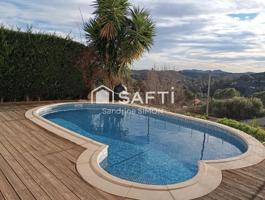 Casa con piscina y bonitas vistas despejadas y mar! photo 0
