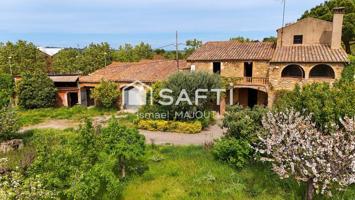 Masía de 8 habitaciones ideal para turismo rural en La Bisbal dEmpordà photo 0