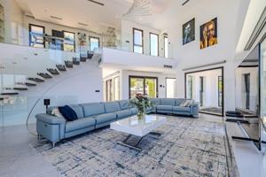 Exclusiva villa de lujo con vistas panorámicas en Jávea photo 0