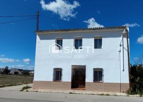 Casa independiente con patio y terraza en Gavarda photo 0