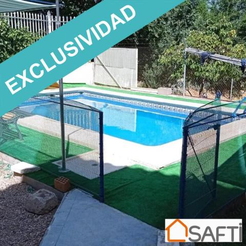 ¿ Quieres vivir en el paraíso ? Déjame que te cuente....te presentamos este extraordinario chalet con piscina de obra, en la localidad de Arenas de San Juan ( Ciudad Real ) photo 0