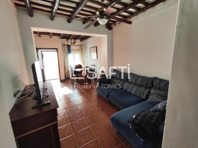 Casa en venta en Fuentes de Andalucía photo 0