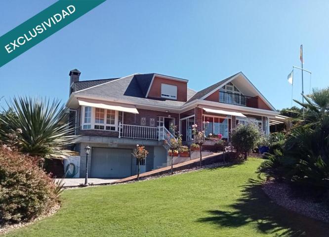 Casa En venta en Vilagarcía de Arousa photo 0